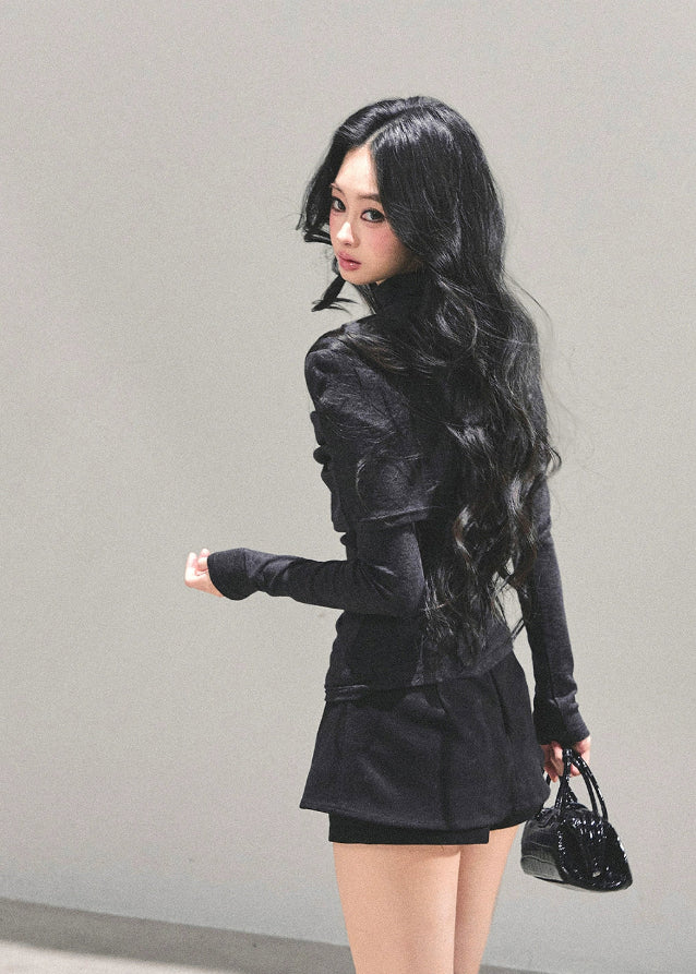 semi turtleneck top, Korean style knit top, slim fit long sleeve shirt, autumn winter base layer, women’s fitted turtleneck, AOMALM top, hot girl style top, gray slim top, stretchy knit shirt, Korean fashion 2025, feminine style top, sleek silhouette shirt, chic winter tops, layering knit top, soft turtleneck tee, body shaping knit shirt, casual elegant top, warm winter knitwear, stylish women’s tops, minimal Korean fashion