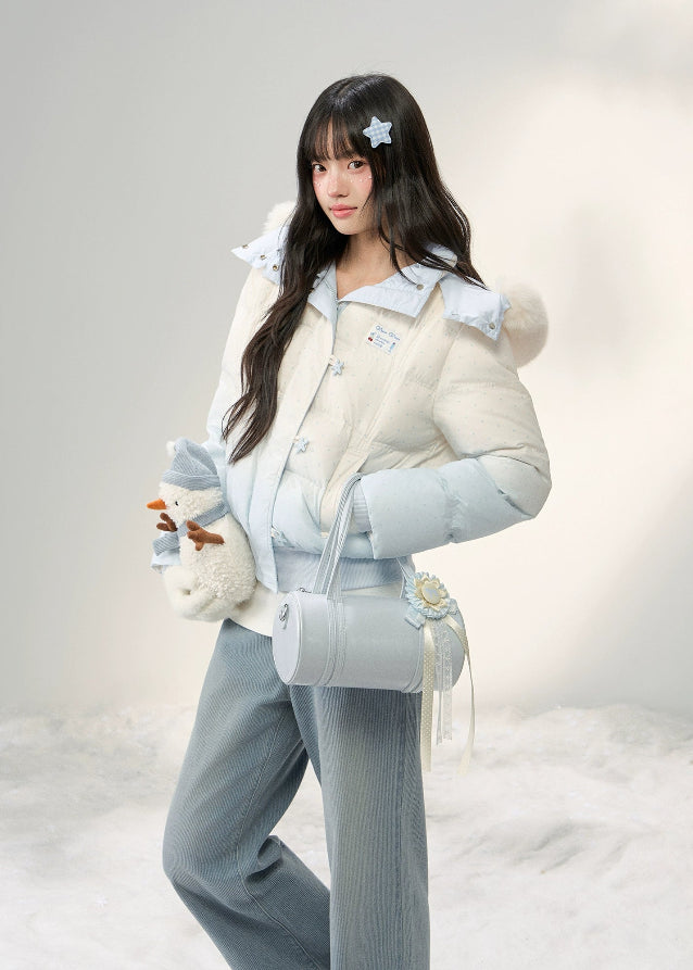 pastel gradient down jacket, star print puffer, fluffy fur collar coat, Korean girly winter wear, AW pastel outerwear, umoumo aesthetic down jacket, soft cloud blue puffer, cute winter hooded jacket, warm fluffy fur hood coat, dreamy pastel winter style, girly cozy down coat, star full-print jacket, Fragileheart soft aesthetic, sweet gradient puffer, warm winter kawaii jacket, Korean cute girl fashion, 90 white duck down jacket, fluffy big collar puffer