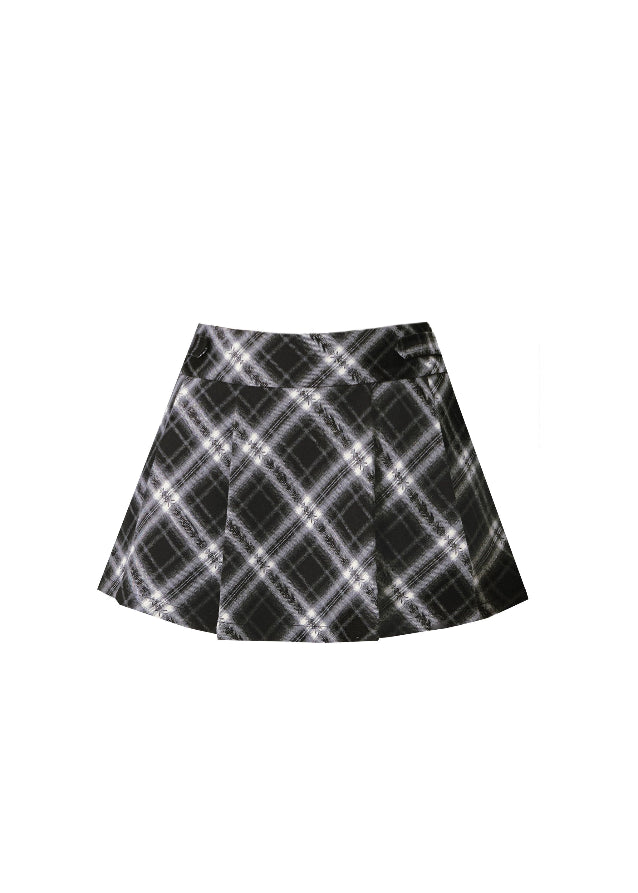 A soft rebellion in knit form — this double-breasted faux two-piece top blends vintage academia with K-fashion sensuality. The ivory bow and pleated trim contrast against charcoal grey, creating a refined silhouette that flatters with quiet confidence. Perfect for 2025 fall looks that balance grace and edge.