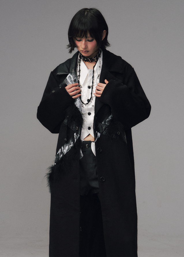 punk long coat women
printed panel tweed coat
graffiti punk winter jacket
oversized edgy coat women
streetwear long silhouette coat
dark aesthetic heavy coat
Frustration Garden coat
rock style printed outerwear
black long punk jacket
y2k grunge winter coat
