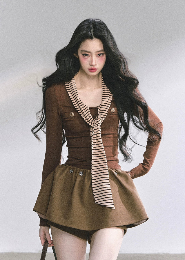 korean striped long sleeve top, contrast stripe knit blouse, korean preppy girl shirt, slim waist top women, korean autumn fashion 2025, korean casual long sleeve, two tone stripe blouse, seoul fashion streetwear top, korean hot girl outfit, trendy kfashion top, contrast stripe knitwear women, minimalist korean preppy top, cute casual stripe shirt, kstyle long sleeve top, korean girl clothing fashion