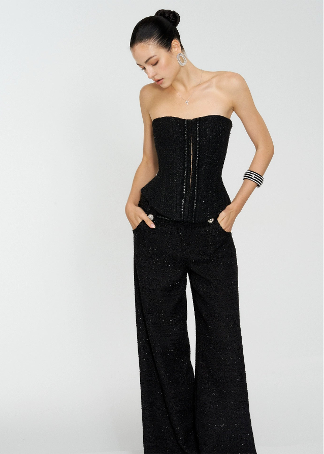 black tweed suit set, 3 piece women’s suit, chic corset and jacket set, French style two-way suit, modern stylish outfit, 4muggle luxury set, slimming high waist pants, urban lady elegant fashion, stylish black trousers suit, French chic wool set, sexy tube top suit, classy corset suit set, fashion city girl look, black moonlight outfit, evening fashion woman