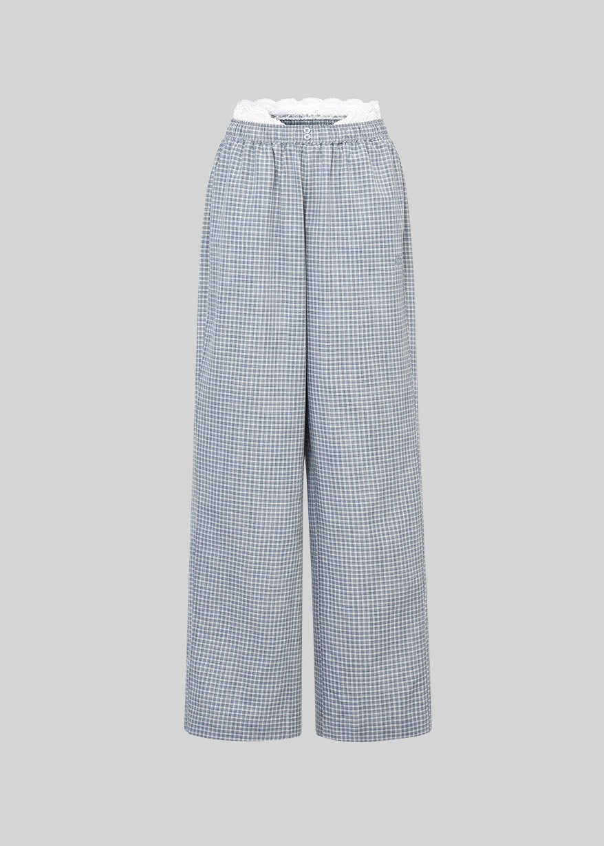 Women’s gray plaid loose straight-leg pants with an elastic waist