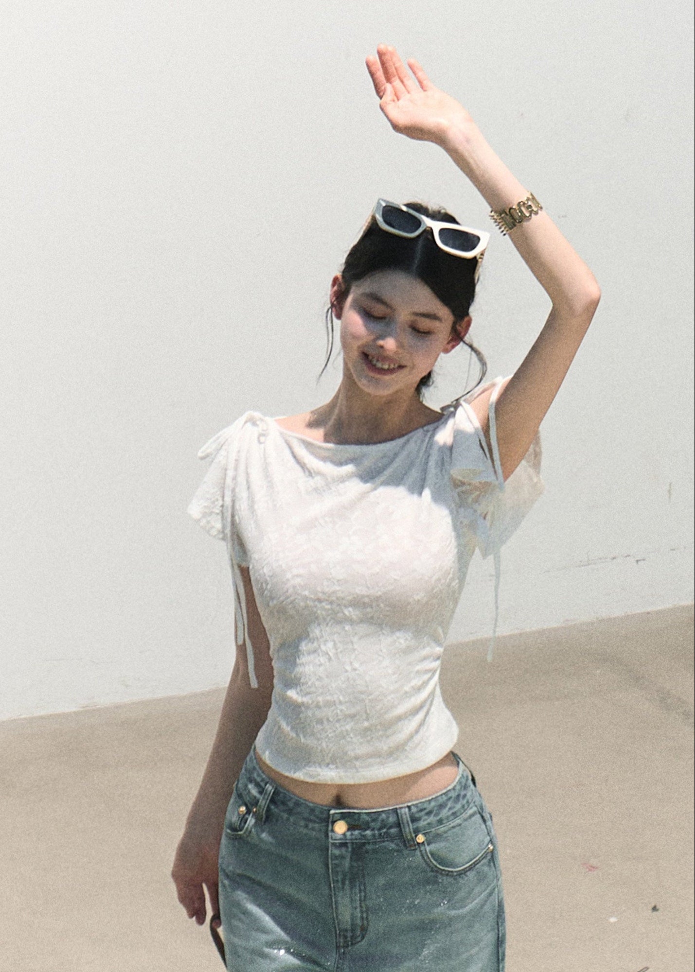 oakmoo top, jacquard short sleeve top, white slim top, korean minimal fashion, waist skimming t-shirt, textured summer top, feminine white top, vintage jacquard top, soft summer blouse, quiet luxury casual top, slim fit summer top, korean summer outfit