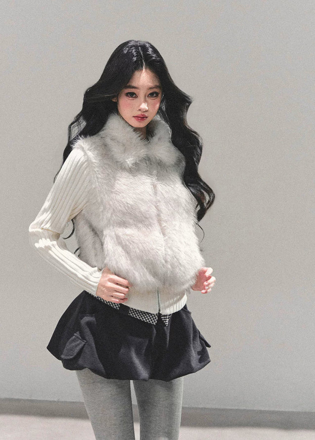 snow footprints skirt, AOMALM skirt, Korean plaid mini skirt, winter puff skirt, flower bud skirt, A-line plaid mini, Kochi plaid skirt, miu style skirt, winter mini skirt women, Korean fashion skirt 2025, cute puff mini skirt, autumn winter skirts, high waist puffy skirt, bud silhouette mini, stylish short skirt women, K-fashion A-line skirt, bubble hem skirt, plaid waistband skirt, feminine Korean outfit, winter street style skirt