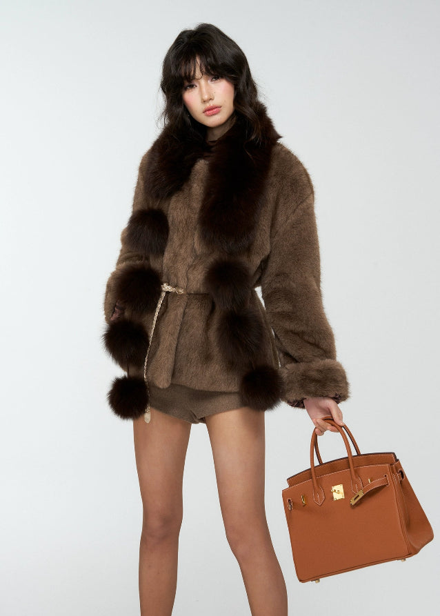 4muggle, fox fur scarf, real fur pom scarf, winter warm neck wrap, luxurious fur stole, fluffy pom pom scarf, Korean fashion winter accessories, stylish winter scarf, elegant fur collar, autumn winter outfit, warm cozy accessory, chic women’s scarf, winter luxury style, fox fur puffs, 2025 winter fashion trend