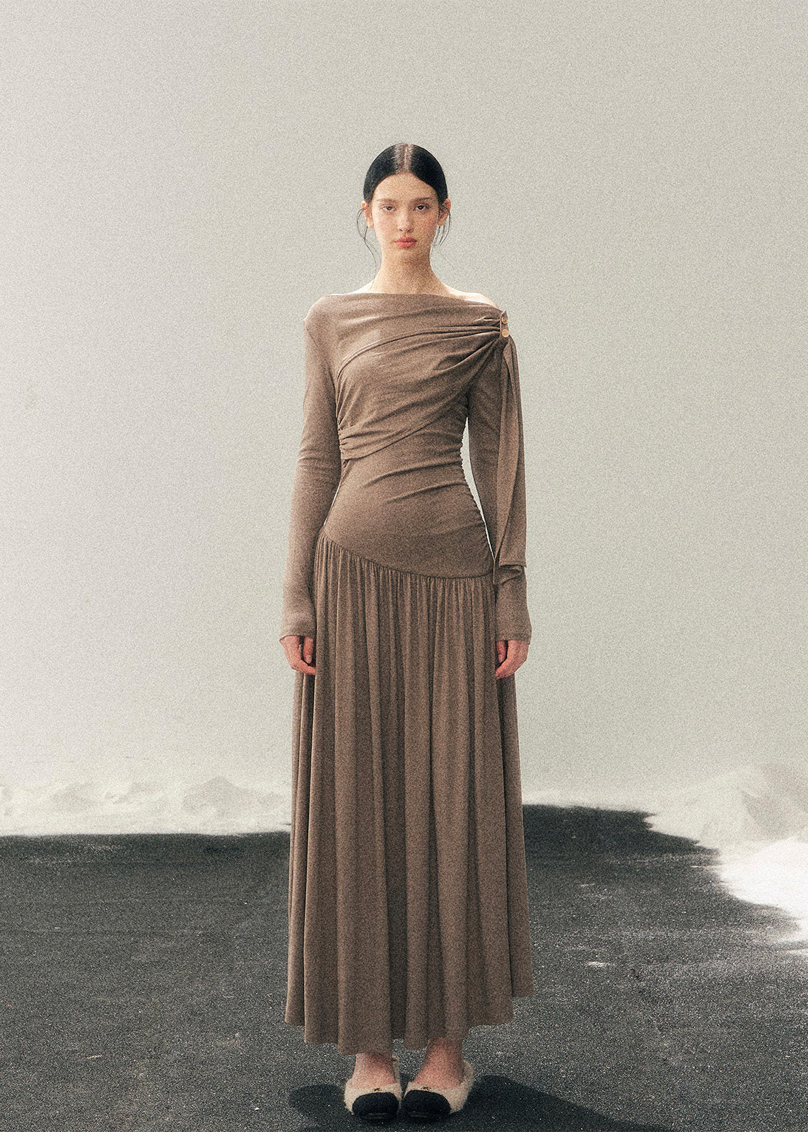 AOMALM long dress, French cool style dress, draped winter dress women, slimming long skirt dress, hip hugging maxi dress, ruched long dress women, elegant winter dress, Korean aesthetic dress, feminine draped dress, modern French style dress, body contour dress women, winter long sleeve dress, minimalist elegant dress