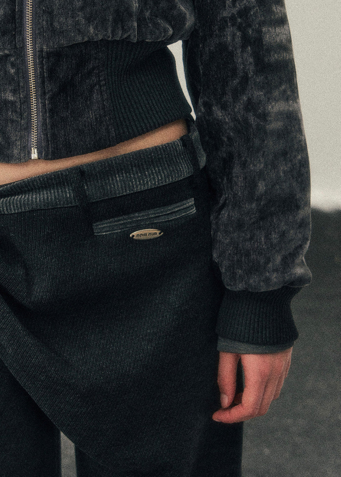 AOMALM jacket, leopard cropped jacket, Maillard jacket women, faux fur winter jacket, Korean style jacket, cropped winter jacket women, plush fur jacket, leopard print jacket women, winter streetwear jacket, feminine cropped jacket, warm winter top women, Korean fashion winter, trendy cropped jacket, soft girl winter jacket, autumn winter outerwear women, stylish winter jacket, Korean aesthetic coat