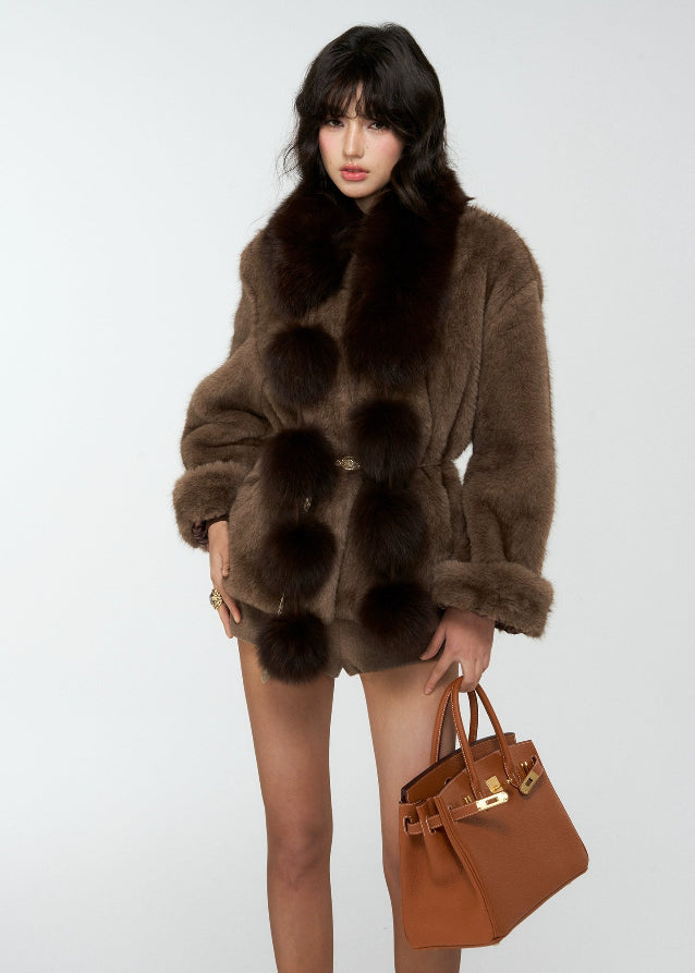 4muggle, fox fur scarf, real fur pom scarf, winter warm neck wrap, luxurious fur stole, fluffy pom pom scarf, Korean fashion winter accessories, stylish winter scarf, elegant fur collar, autumn winter outfit, warm cozy accessory, chic women’s scarf, winter luxury style, fox fur puffs, 2025 winter fashion trend