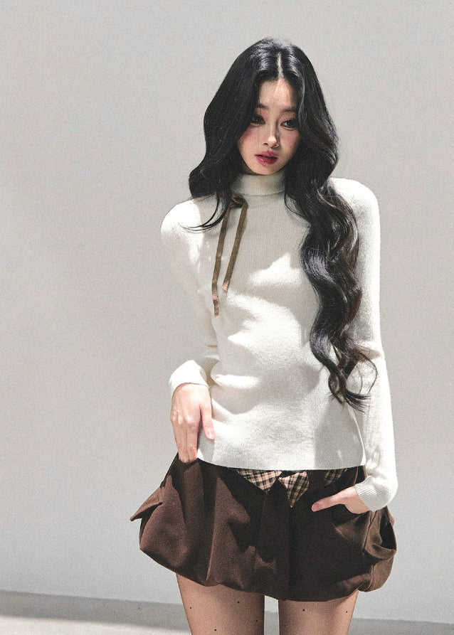 AOMALM, velvety knit top, semi turtleneck top, Korean feminine top, autumn winter knitwear, soft slim fit top, 
K-fashion long sleeve shirt, stretchy warm base layer, chic Korean style clothing, stylish women’s basics, 
premium knit top for winter, fashionable inner wear women's 2025