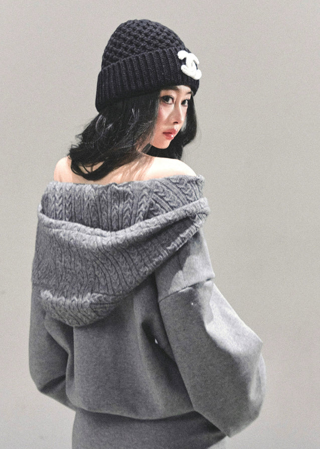 grey off shoulder dress, oversized sweatshirt dress, one shoulder sweat dress, autumn winter street dress, grey mini sweatshirt, american style sweater dress, fw25 oversized dress, korean street fashion dress, grey off shoulder top dress
