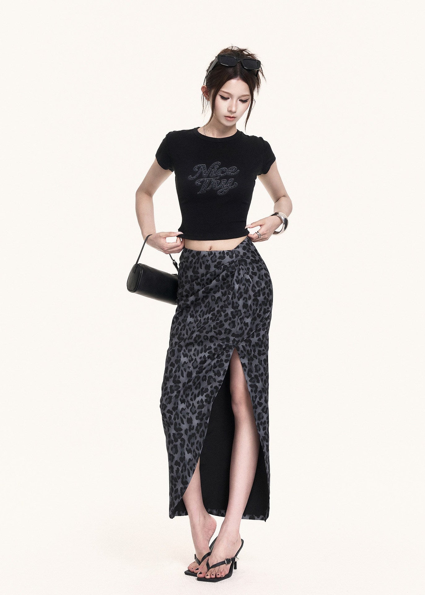 Street-style two-piece set with cropped graphic top