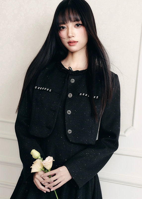 A constellation of refinement — the Noir Étoile Ensemble merges classic Parisian tailoring with Fragileheart’s pastel-noir sensuality. The cropped glitter tweed jacket and sculpted mini dress shimmer with quiet confidence, revealing both softness and strength. Perfect for evenings when sophistication meets modern rebellion.