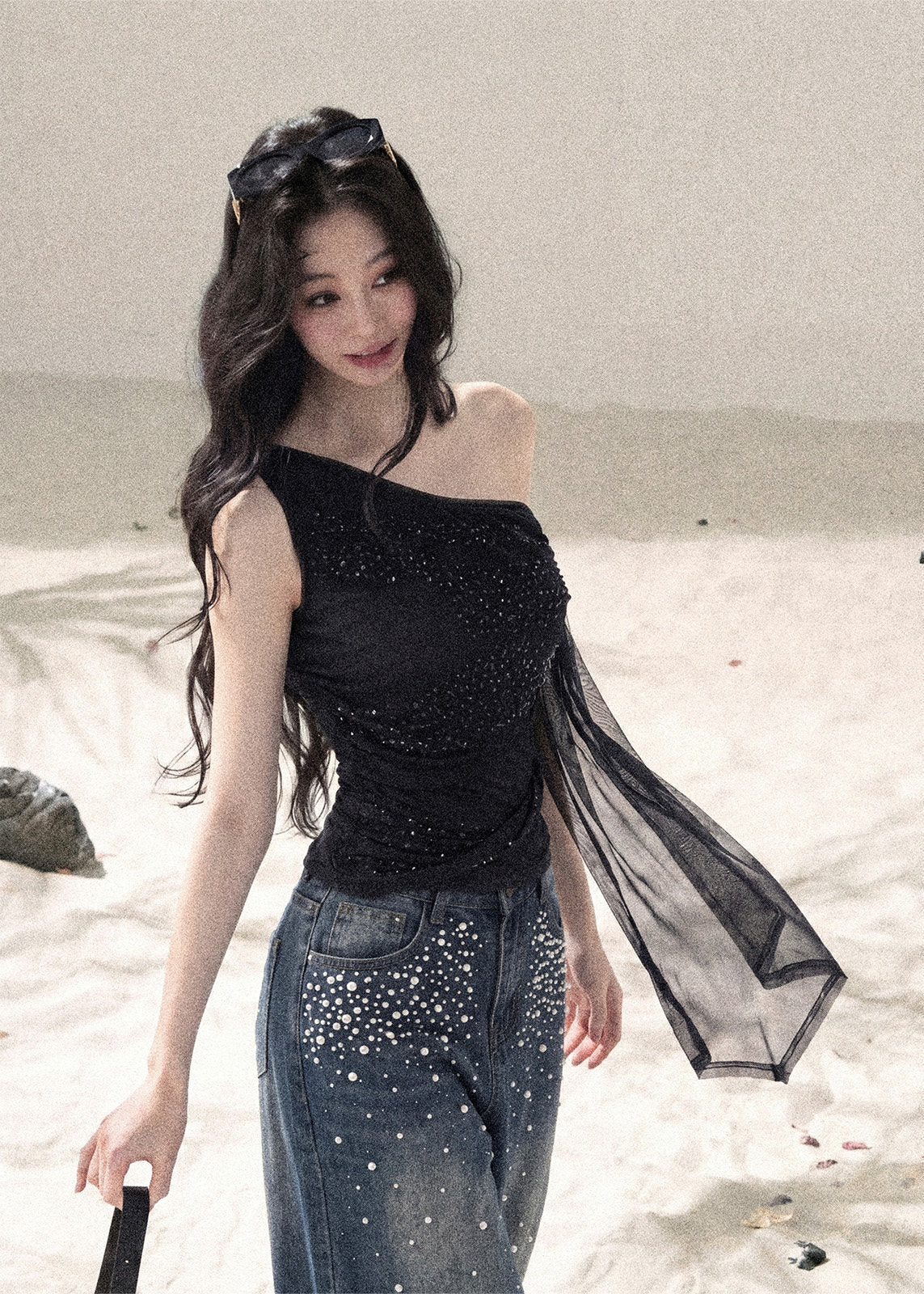 aomalm top, off shoulder top, sleeveless off shoulder top, korean fashion top, feminine summer top, waist slimming top, draped summer blouse, romantic korean outfit, elegant off shoulder blouse, slim fit summer top, soft going out top, refined feminine top