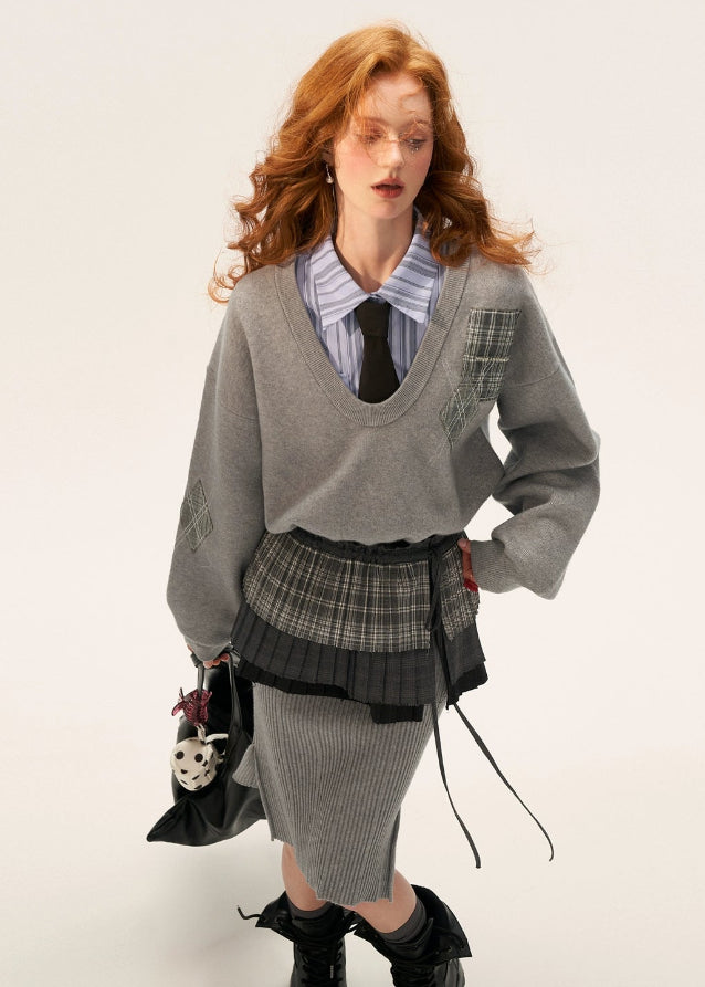 pleated plaid apron skirt, layered plaid skirt women, retro apron design skirt, niche high end fall skirt, autumn 2025 plaid fashion, korean vintage plaid skirt, layered pleated skirt womens, unique apron style skirt, nowa tokyo retro niche fashion
