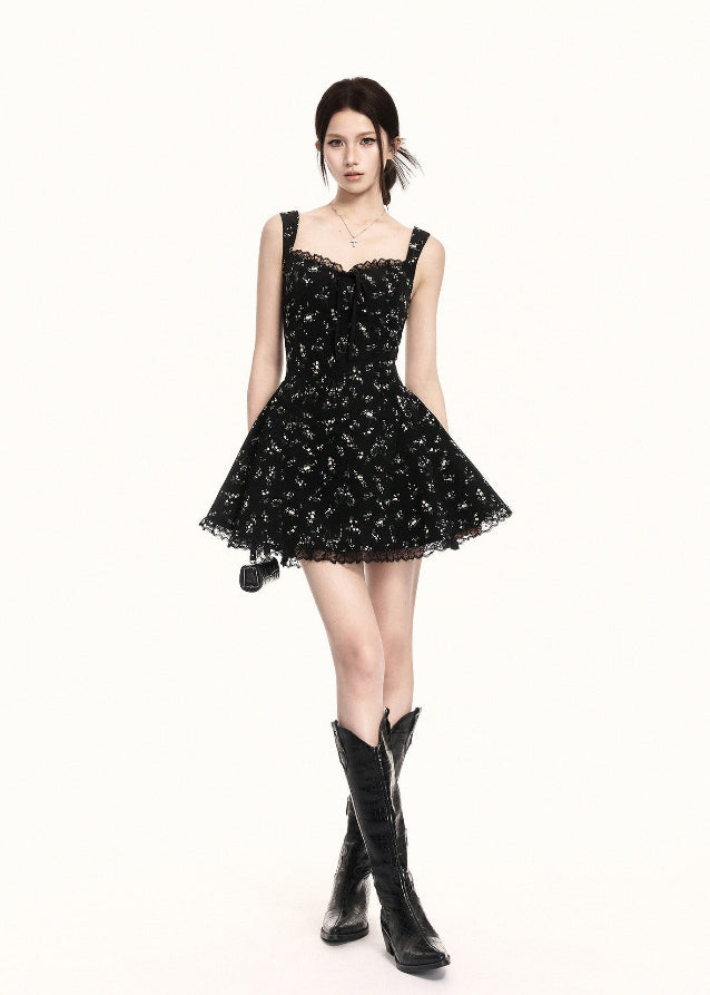 square neck dress women, black mini dress women, floral mini dress, puff skirt dress, korean fashion dress, slim fit dress women, structured dress women, summer outfit ideas, vacation dress women, elegant mini dress, fitted waist dress, chic minimal dress, short dress women, modern feminine outfit, flattering mini dress, clean silhouette dress, stylish black dress, trendy mini dress, parisian style dress, statement mini dress