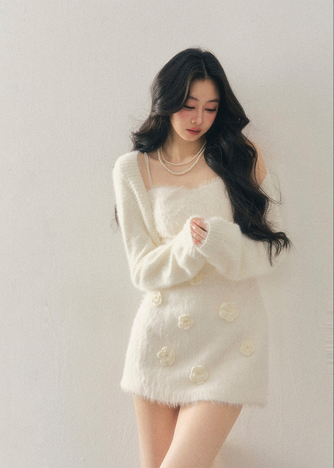 AOMALM dress, Korean winter dress, feminine knit dress, floral mini dress, 3D flower dress, sweet winter outfit, slim fit knit dress, French style dress, soft girl aesthetic, Korean fashion women, winter mini dress, elegant knit dress, romantic winter dress, aesthetic slip dress, trendy women’s dress, Korean aesthetic outfit, cozy winter dress