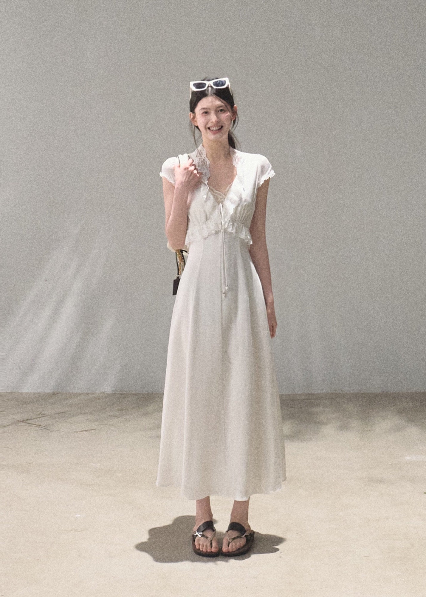 oakmoo dress, lace-up summer dress, resort dress women, lyocell linen dress, feminine summer dress, korean minimal dress, romantic vacation dress, elegant maxi dress, elegant mini dress, waist defined dress, soft summer dress, paris inspired dress