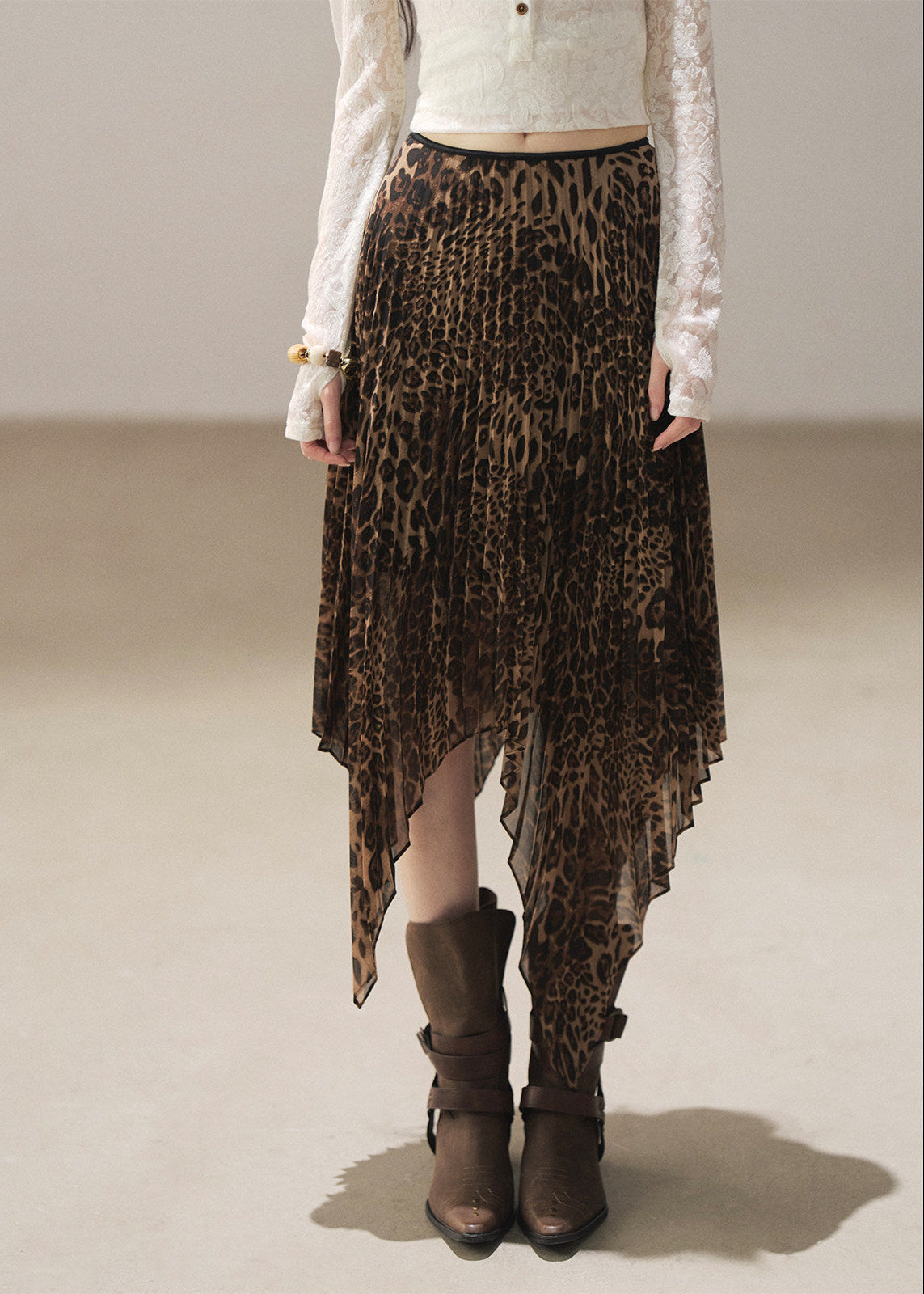 Autumn leopard skirt with flowing layered silhouette
