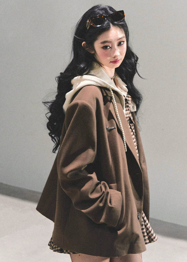 fake two piece blazer women, hooded preppy blazer, minimalist layered jacket, autumn winter preppy coat, oversized silhouette blazer, korean preppy fashion, hooded faux layer top, fw25 womens outerwear, casual campus blazer, layered street jacket
