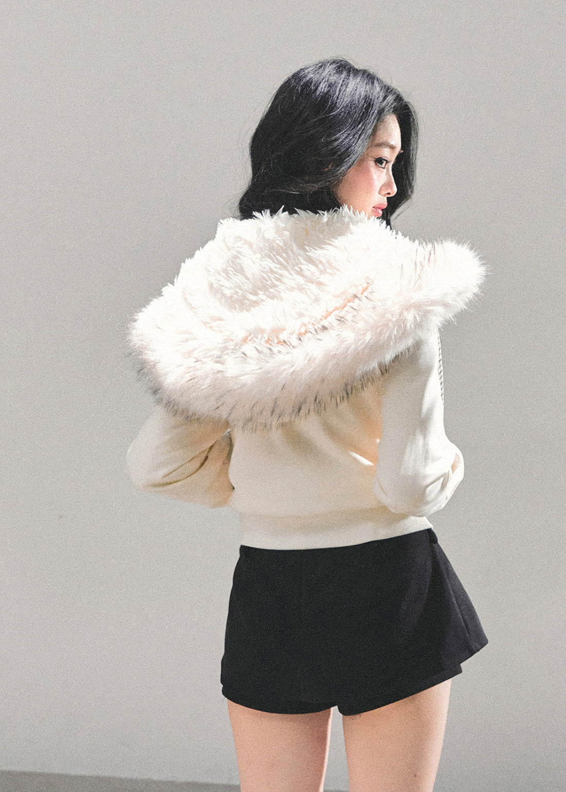 winter faux fur jacket, Korean winter coat, plush hooded jacket, AOMALM jacket, British style coat women, cute winter jacket, feminine winter outerwear, faux fur hood coat, soft plush winter coat, Korean aesthetic fashion, warm stylish jacket women, winter street style Korea, girly winter jacket, fluffy hood coat, cozy winter outerwear, trendy winter fashion 2025, Maillard tones jacket, autumn winter korean tops