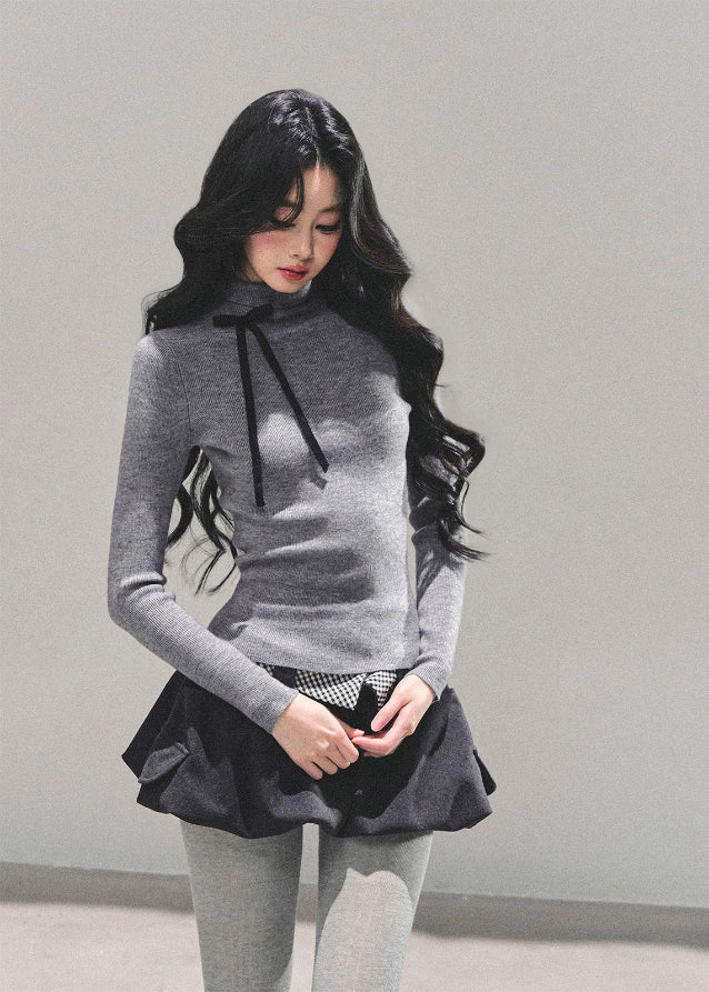AOMALM, velvety knit top, semi turtleneck top, Korean feminine top, autumn winter knitwear, soft slim fit top, 
K-fashion long sleeve shirt, stretchy warm base layer, chic Korean style clothing, stylish women’s basics, 
premium knit top for winter, fashionable inner wear women's 2025