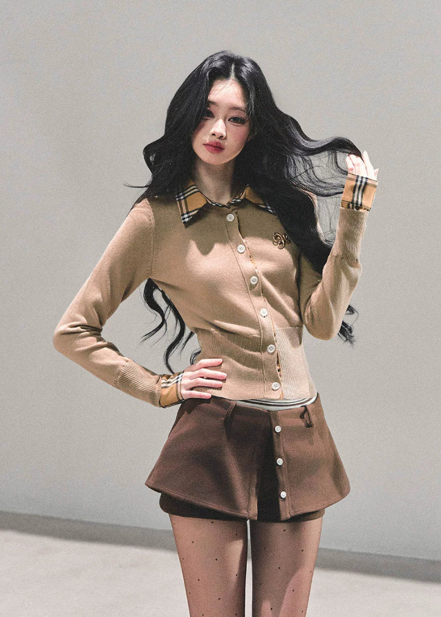 soft memoir knit blouse, korean knit top, feminine knit shirt, layered collar knit, plaid collar blouse, autumn winter knitwear, slim fit knit top, AOMALM top, korean fashion 2025, girly knit blouse, two tone knitwear, elegant knit long sleeve