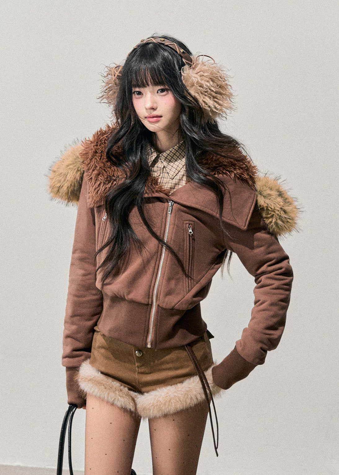 AOMALM winter shorts, plush shorts women, faux fur trim shorts, Korean winter fashion, high waist winter shorts, feminine winter outfit, soft girl Korean style, cozy mini shorts, autumn winter shorts women, plush warm shorts, Korean aesthetic clothing, winter shorts with tights, cute winter bottoms, soft feminine fashion, trendy winter shorts, Korean boutique style