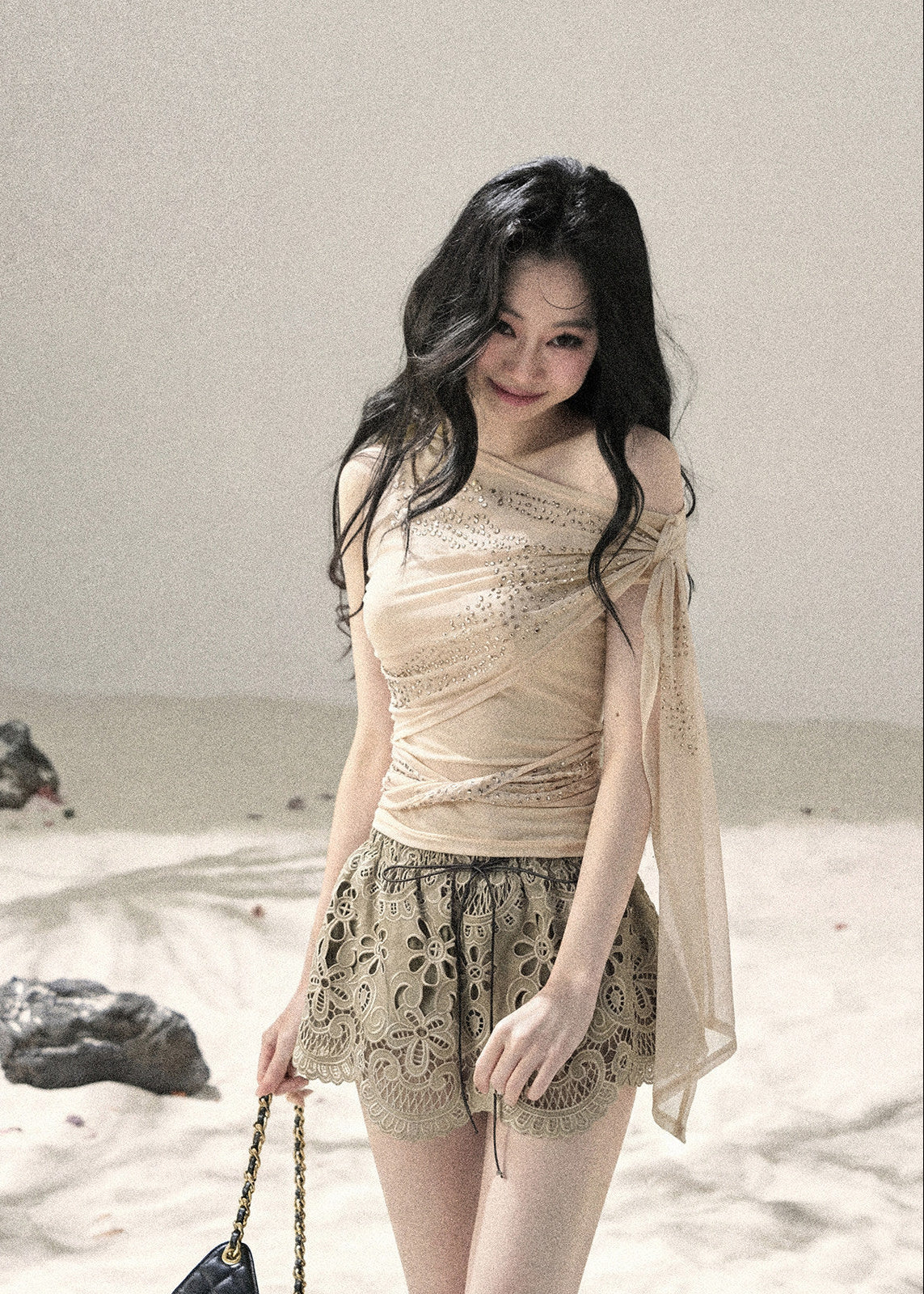 aomalm top, off shoulder top, sleeveless off shoulder top, korean fashion top, feminine summer top, waist slimming top, draped summer blouse, romantic korean outfit, elegant off shoulder blouse, slim fit summer top, soft going out top, refined feminine top