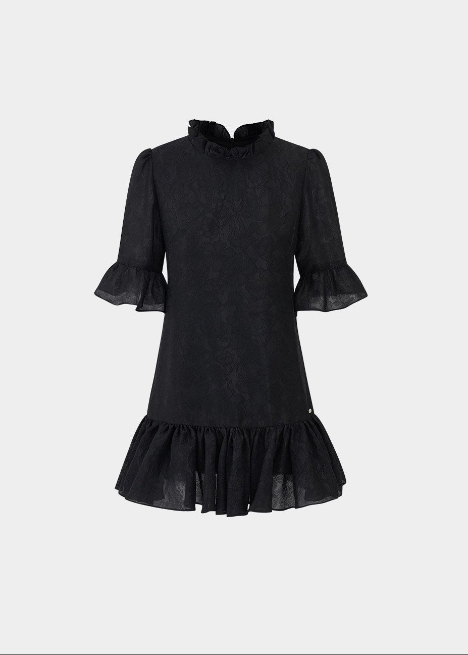 white mini dress women, jacquard dress women, ruffle dress spring, korean fashion dress, spring outfits 2026, feminine mini dress, textured white dress, aesthetic fashion dress, lightweight summer dress, chic everyday outfit, modern feminine clothing, elegant casual dress, parisian style clothing, versatile spring dress, soft girl aesthetic dress, flared mini dress, refined casual wear, delicate texture dress, romantic white dress, spring wardrobe essential