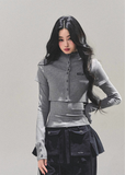 soft fall knit top, layered knit shirt, Korean style two-piece top, AOMALM knitwear, fall winter slim top, ribbed knit T-shirt, long sleeve layered tee, Korean fashion top women, street style knit shirt, casual chic knitwear, semi-turtleneck top women, autumn slim fit shirt, trendy Korean outfits, stretch knit top women, ribbed two-piece illusion top, winter layering tops, stylish knit T-shirt women, neutral gray knit outfit, daily Korean look, feminine knit top