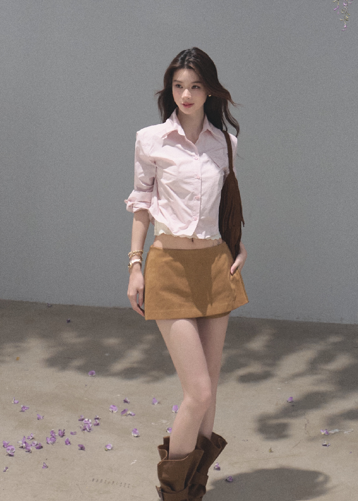 Women’s lilac cotton commuter shirt with a relaxed silhouette