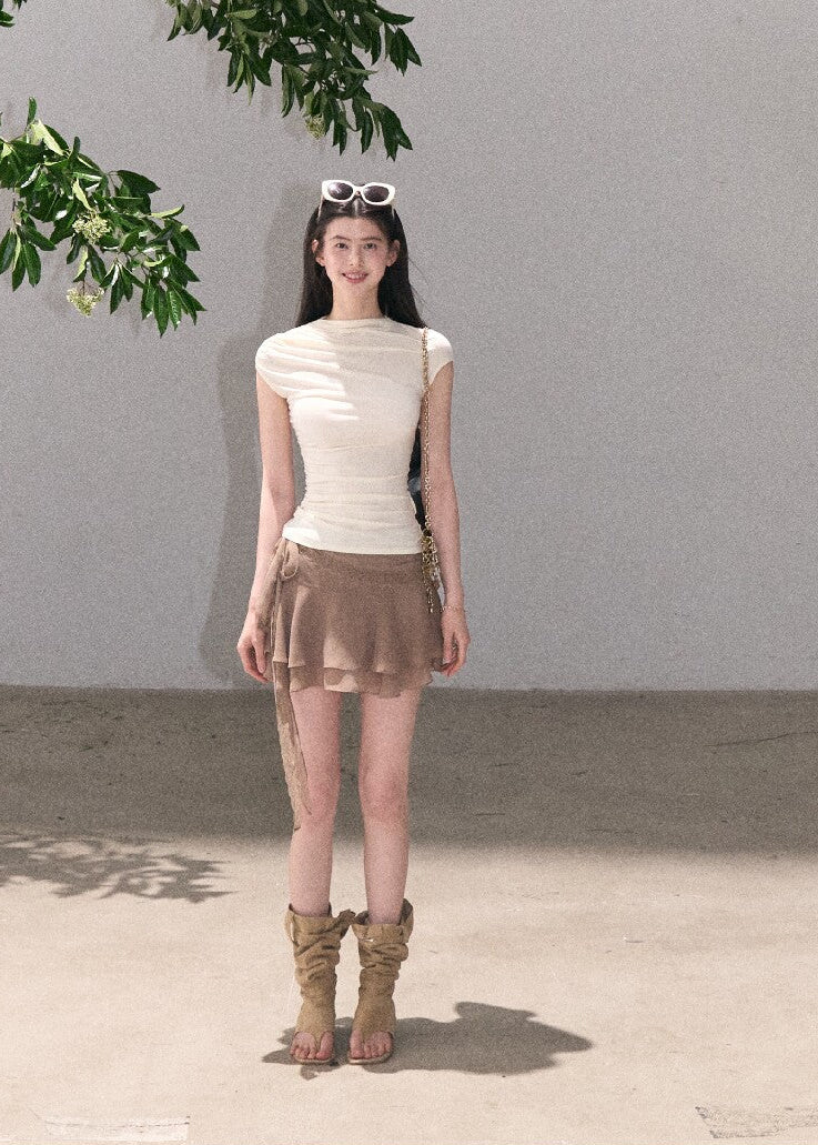 Romantic mini skirt with tiered hem
