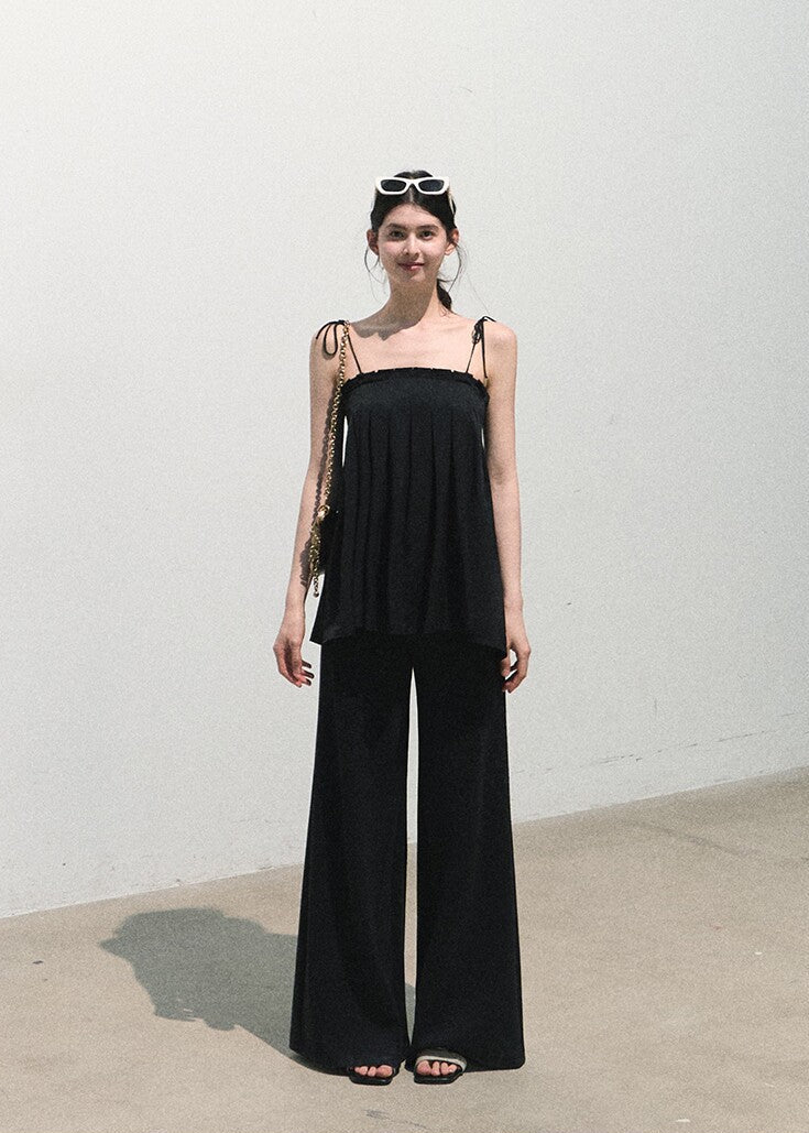 Relaxed linen blend summer camisole top with flared silhouette