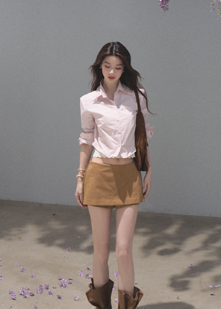 Women’s lilac cotton commuter shirt with a relaxed silhouette
