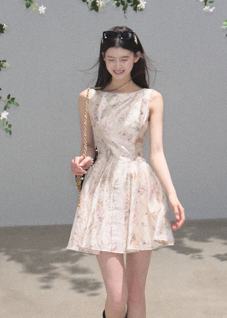 Pink floral lace mini dress with short sleeves