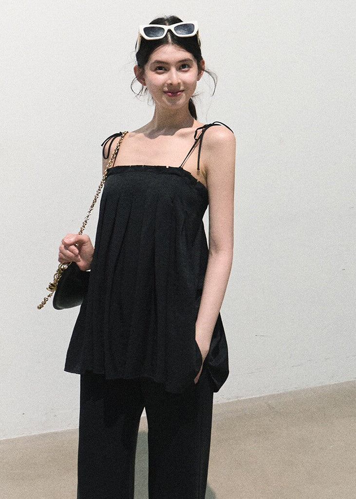 Relaxed linen blend summer camisole top with flared silhouette