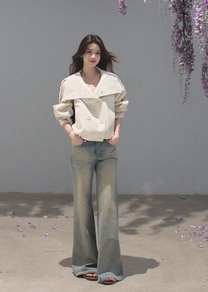 Relaxed wide-leg denim with a softly weathered salt-wash finish