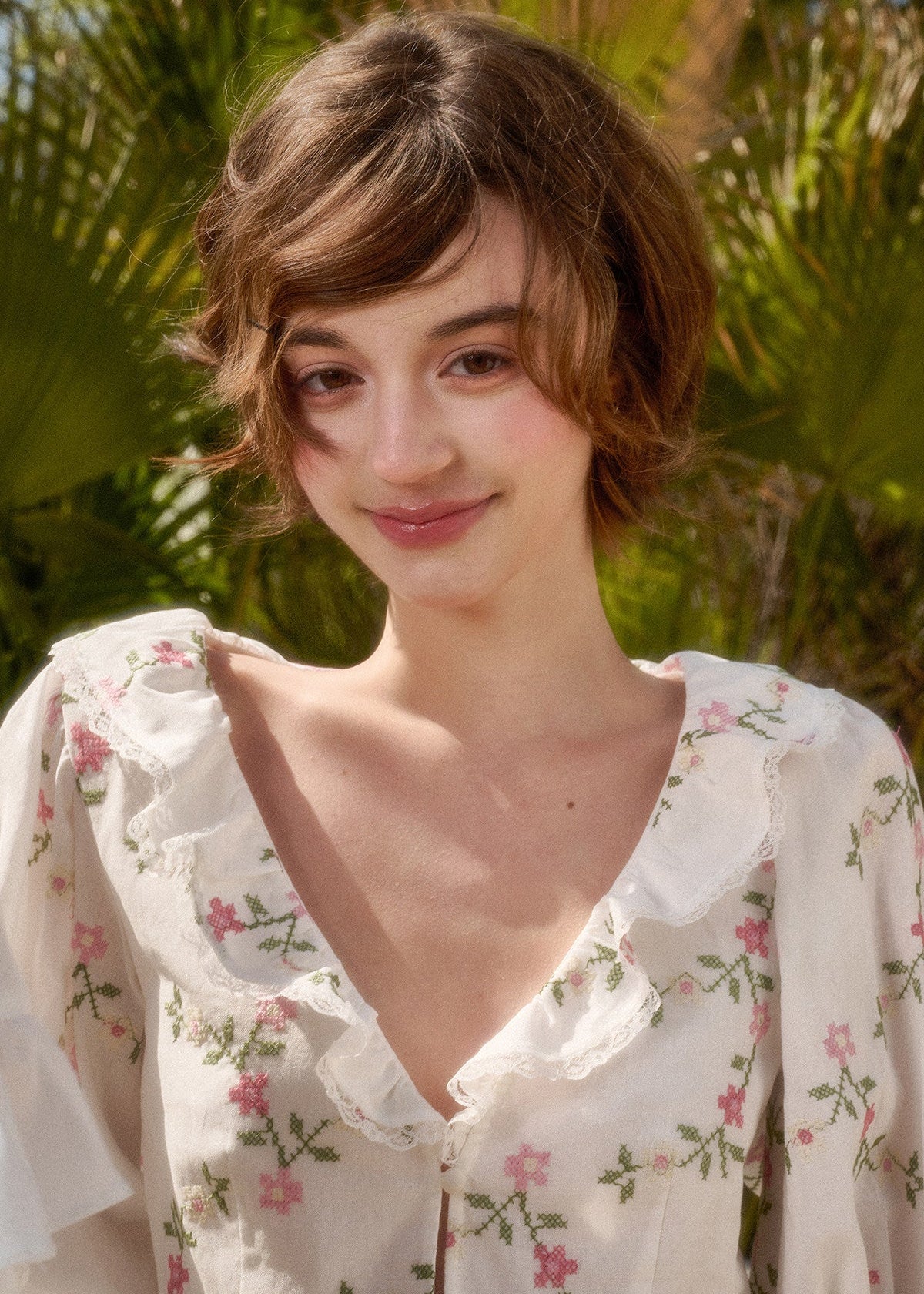 Cotton puff sleeve blouse in a light floral pattern