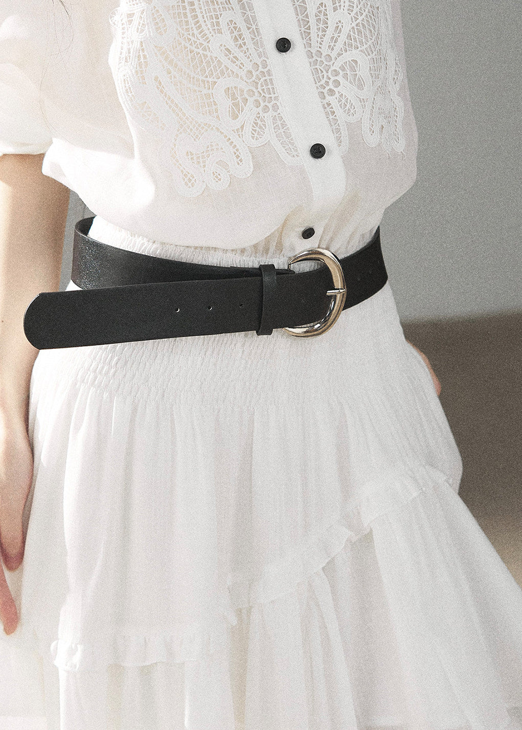 Romantic white dress with button-front collar detail