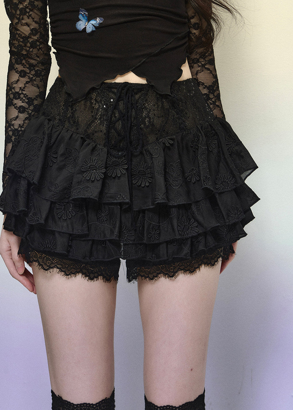 High-waist lace mini skirt in soft white