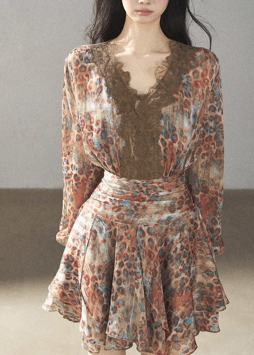 Long sleeve floral mini dress with romantic silhouette