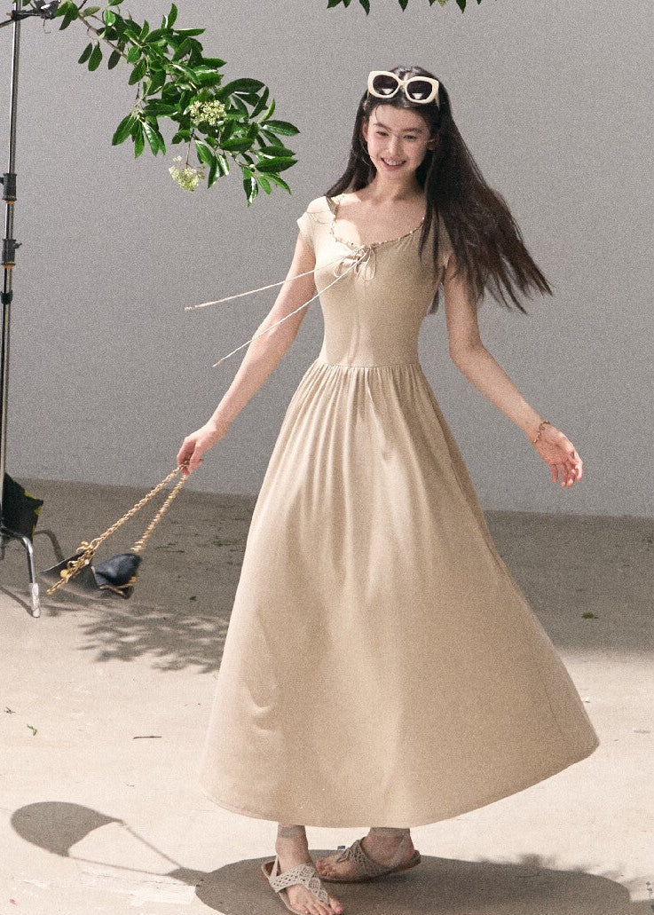 Romantic summer maxi dress with delicate tie detail