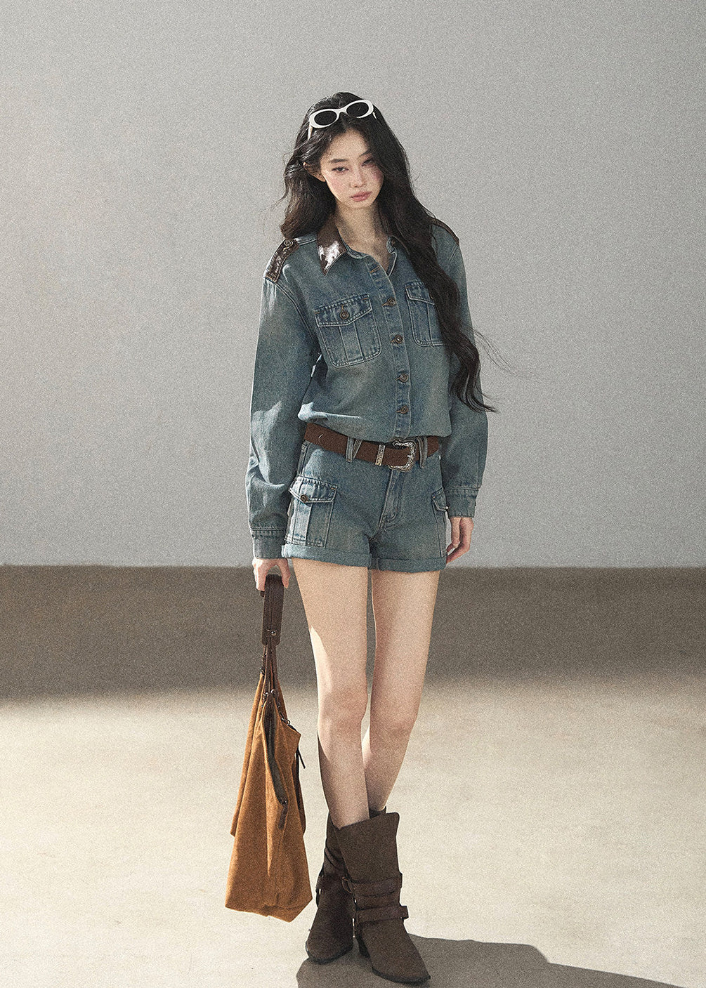 1. Autumn denim outfit with jacket and shorts