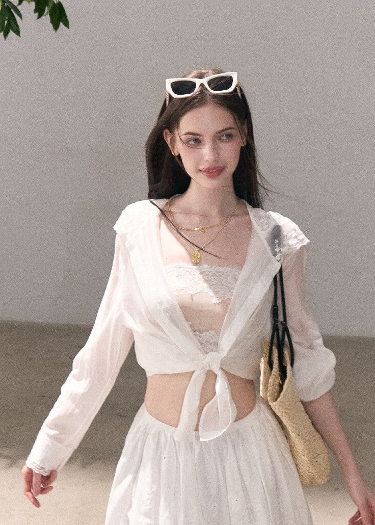 Casual summer white hooded layer with lace trim