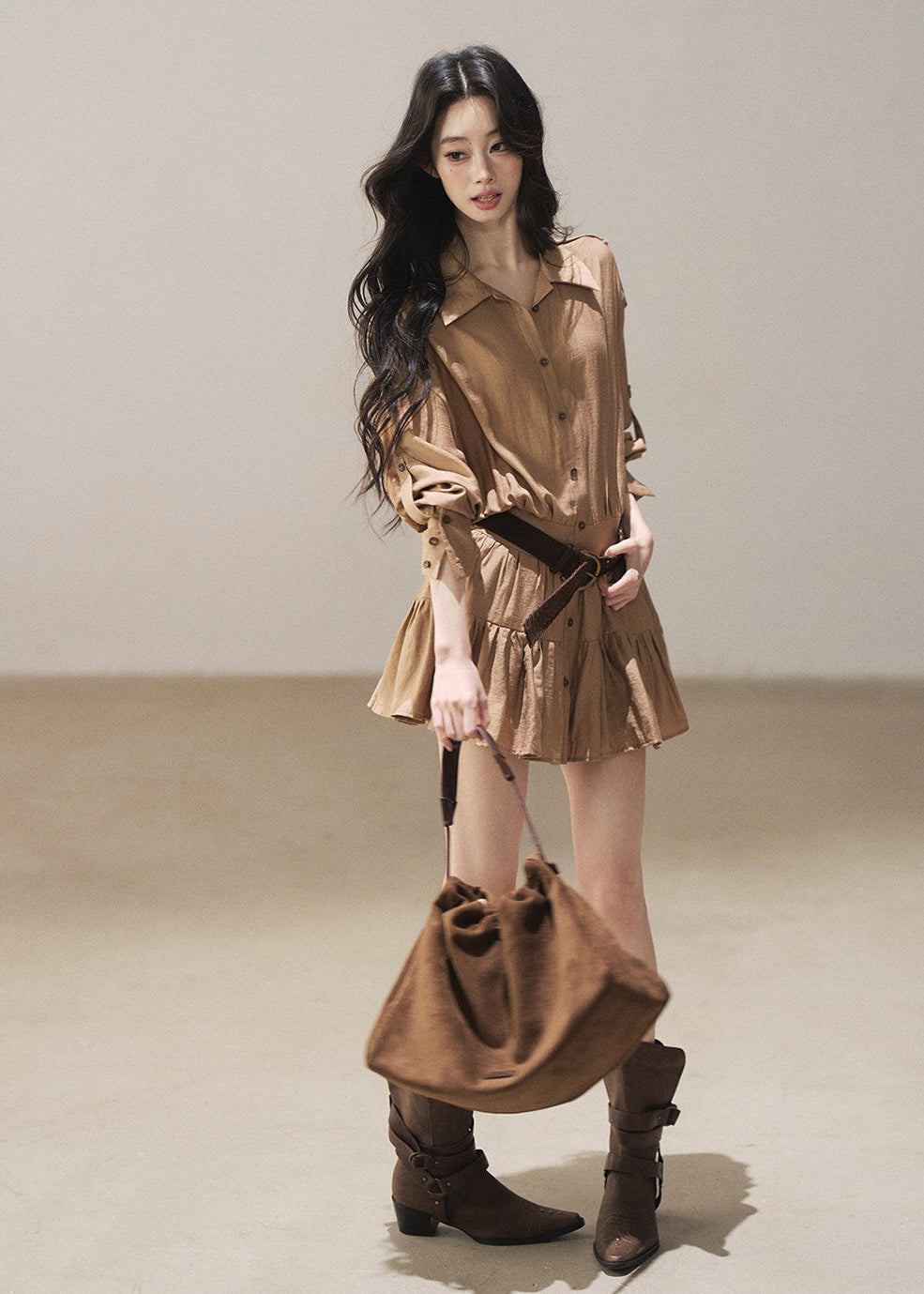 Golden beige lapel dress set with inner shorts