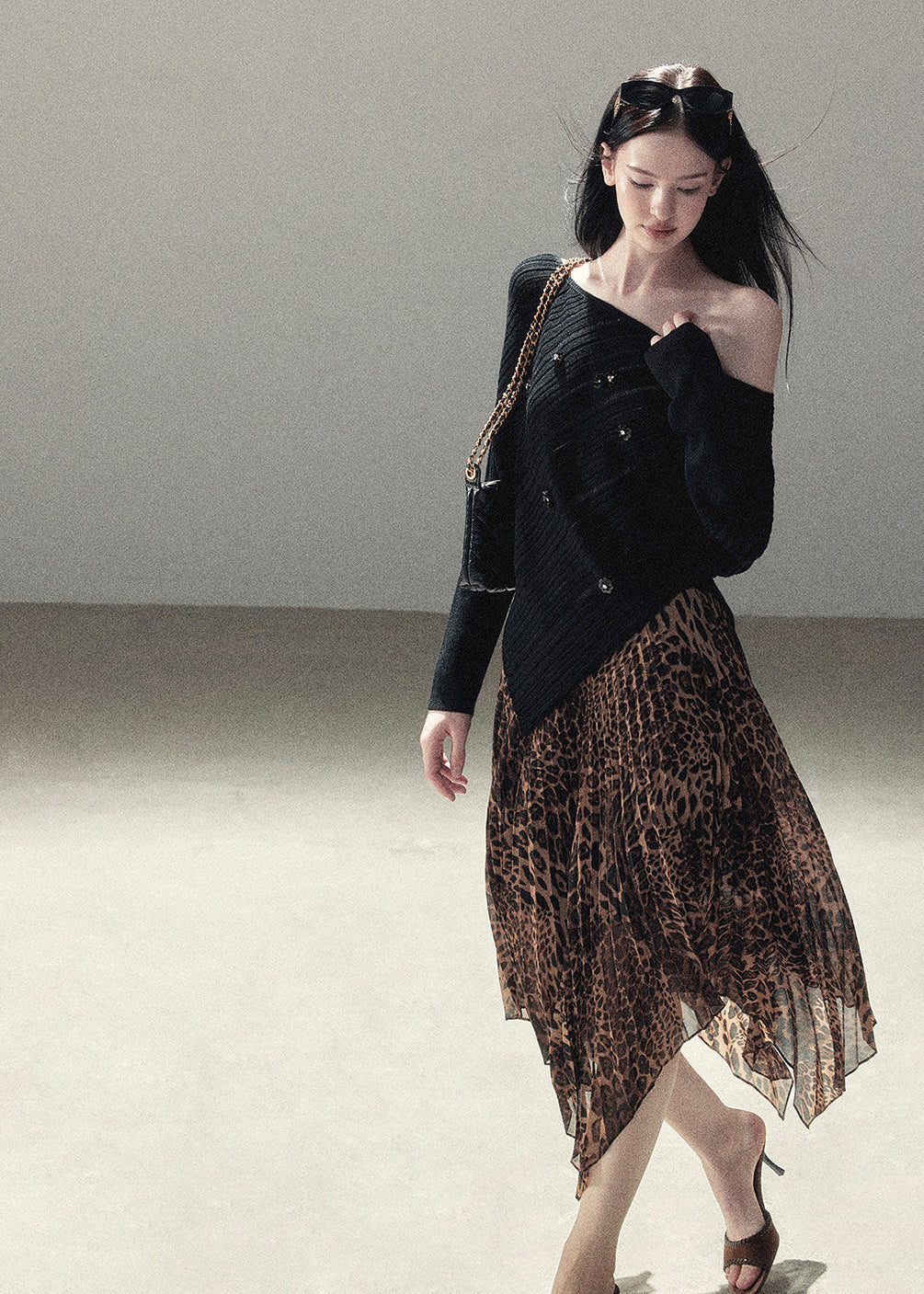 Romantic leopard midi skirt with asymmetrical hem